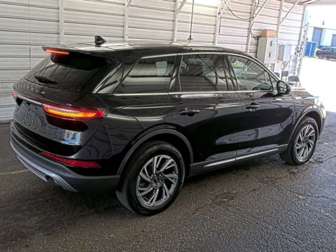 More photos of 2024 Lincoln Corsair Premiere at AutoGiant USA Fishers, IN