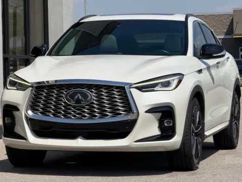 More photos of 2022 INFINITI QX55 LUXE at AutoGiant USA Fishers, IN