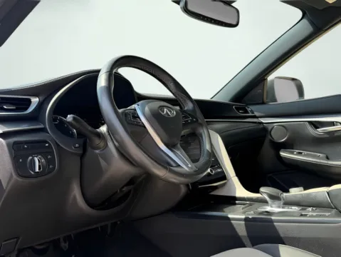 Photos of 2022 INFINITI QX55 LUXE for sale in Fishers, IN at AutoGiant USA Fishers