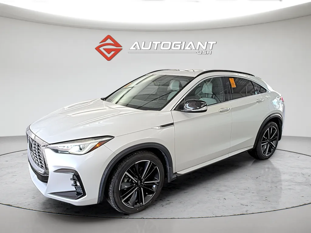 White 2022 INFINITI QX55 LUXE for sale in Fishers, IN
