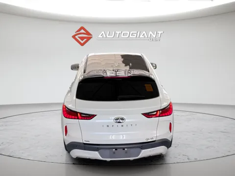 More photos of 2022 INFINITI QX55 LUXE at AutoGiant USA Fishers, IN