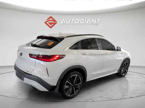More photos of 2022 INFINITI QX55 LUXE at AutoGiant USA Fishers, IN
