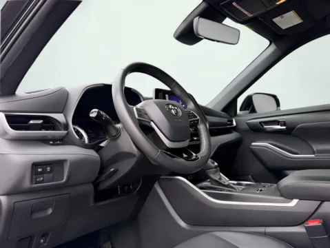 Photos of 2023 Toyota Highlander XSE for sale in Fishers, IN at AutoGiant USA Fishers