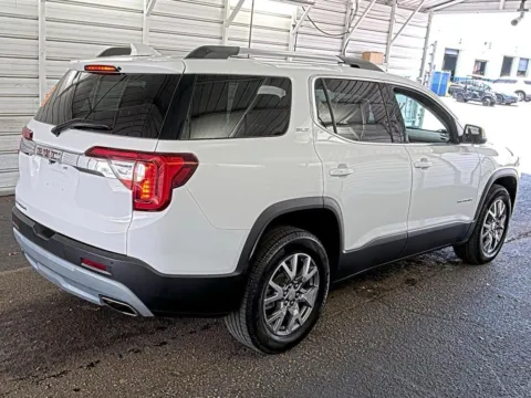 More photos of 2021 GMC Acadia SLT at AutoGiant USA Fishers, IN