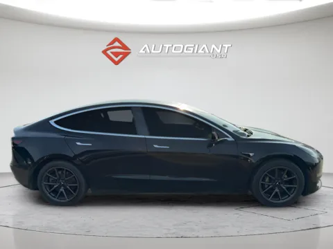 More photos of 2020 Tesla Model 3 Standard at AutoGiant USA Fishers, IN