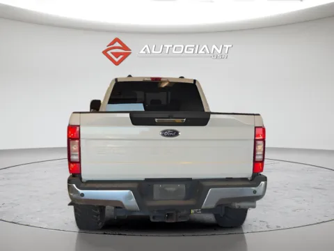 More photos of 2020 Ford F-350SD Lariat at AutoGiant USA Fishers, IN