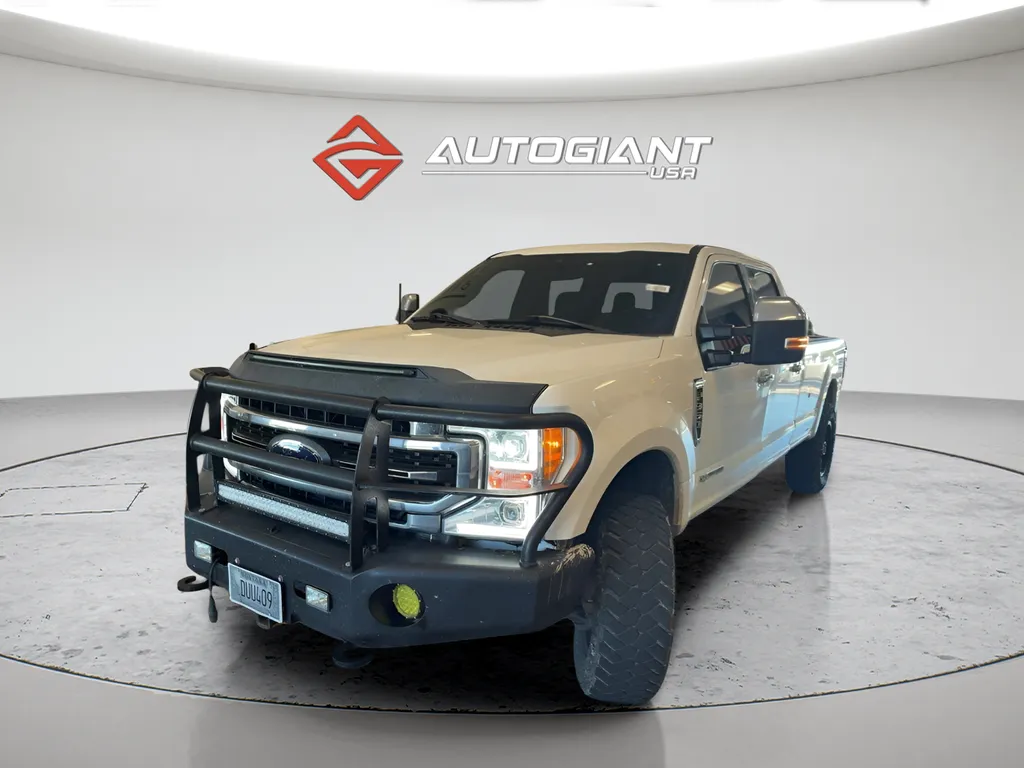 White 2020 Ford F-350SD Lariat for sale in Fishers, IN