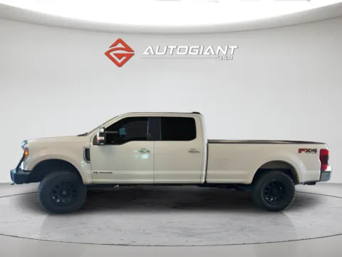 Another view of 2020 Ford F-350SD Lariat for sale in Fishers, IN at AutoGiant USA Fishers