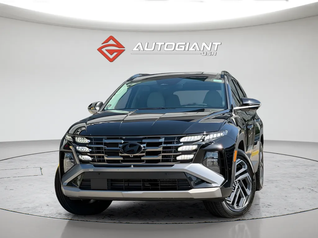 Black 2025 Hyundai Tucson Hybrid Limited for sale in Fishers, IN
