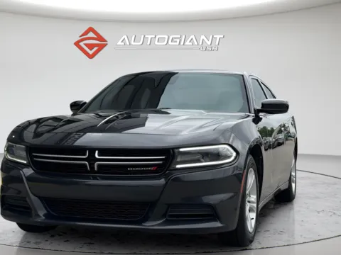 More photos of 2015 Dodge Charger SE at AutoGiant USA Fishers, IN