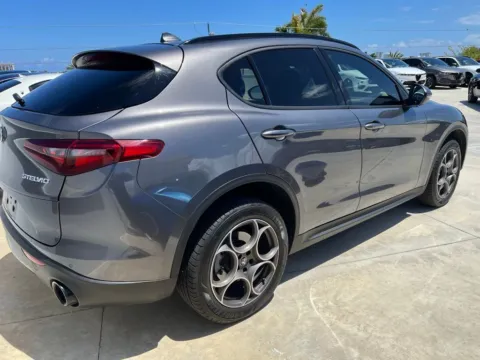 More photos of 2022 Alfa Romeo Stelvio Sprint at AutoGiant USA Fishers, IN