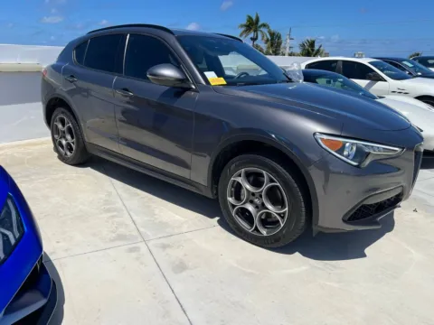 More photos of 2022 Alfa Romeo Stelvio Sprint at AutoGiant USA Fishers, IN