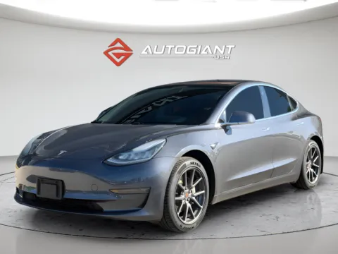 More photos of 2018 Tesla Model 3 Long Range at AutoGiant USA Fishers, IN