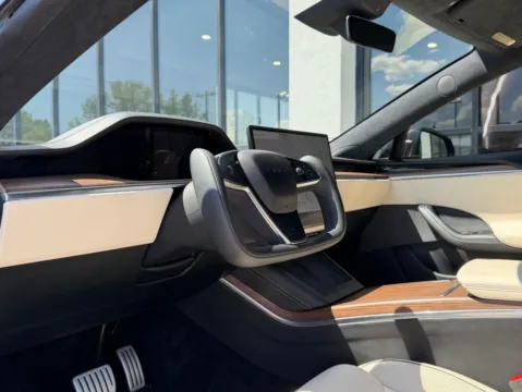 Photos of 2021 Tesla Model S Plaid for sale in Fishers, IN at AutoGiant USA Fishers