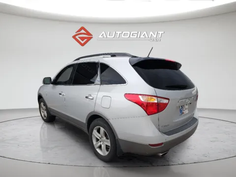 Another view of 2011 Hyundai Veracruz Limited for sale in Fishers, IN at AutoGiant USA Fishers