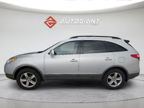 Photos of 2011 Hyundai Veracruz Limited for sale in Fishers, IN at AutoGiant USA Fishers