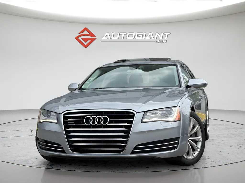 2012 Audi A8 4.2 L quattro Tiptronic's photo
