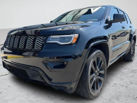 More photos of 2020 Jeep Grand Cherokee Altitude at AutoGiant USA Fishers, IN