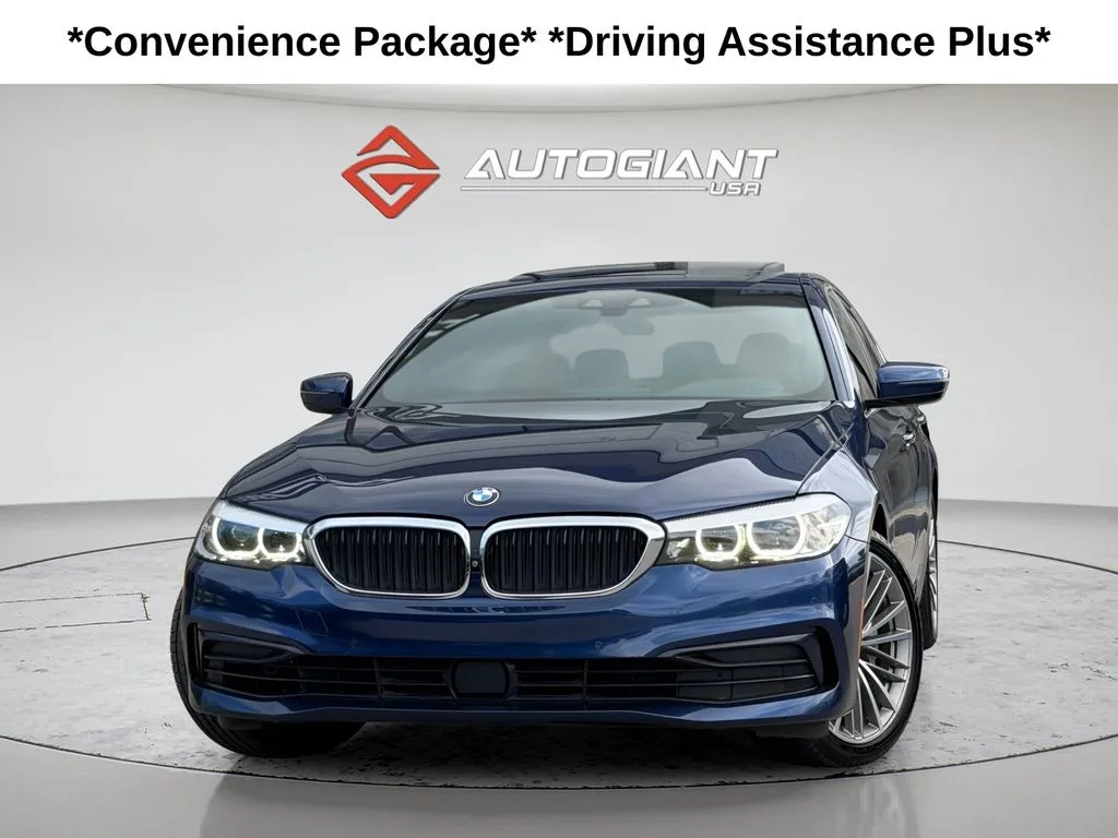 Blue 2019 BMW 5 Series 540i xDrive for sale in Fishers, IN