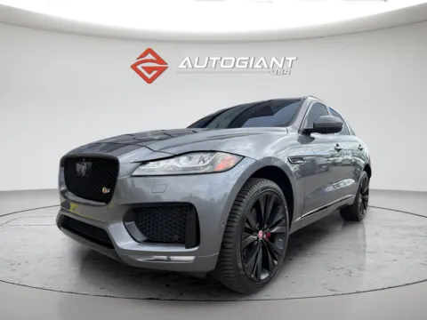 More photos of 2018 Jaguar F-PACE S at AutoGiant USA Fishers, IN