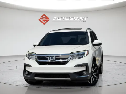 White 2019 Honda Pilot Touring for sale in Fishers, IN