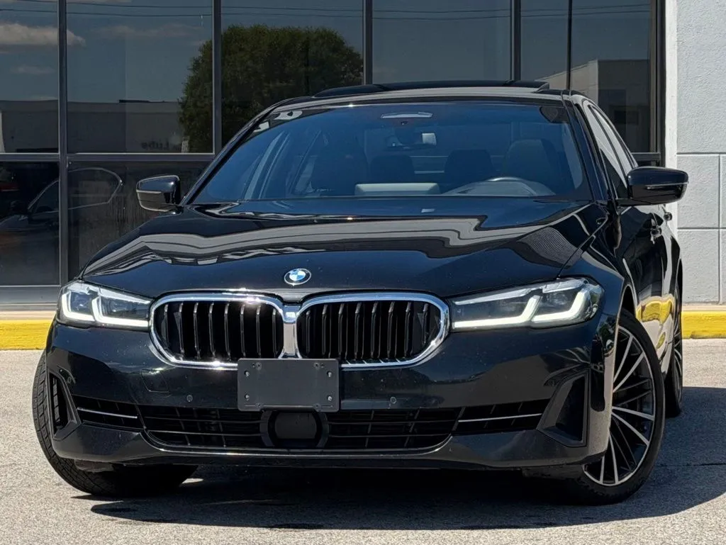 2021 BMW 5 Series 540i xDrive Sedan's photo