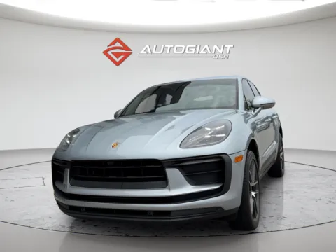 More photos of 2022 Porsche Macan at AutoGiant USA Fishers, IN