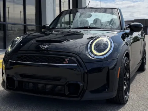 More photos of 2024 MINI Cooper S Signature at AutoGiant USA Fishers, IN