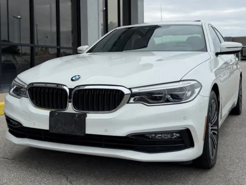 More photos of 2018 BMW 5 Series 530e iPerformance at AutoGiant USA Fishers, IN
