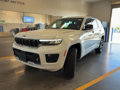 White 2022 Jeep Grand Cherokee L Overland for sale in Fishers, IN