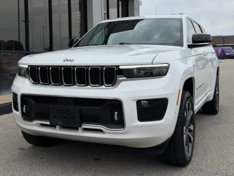 More photos of 2022 Jeep Grand Cherokee L Overland at AutoGiant USA Fishers, IN
