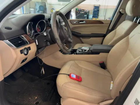 Photos of 2016 Mercedes-Benz GLE 350 for sale in Fishers, IN at AutoGiant USA Fishers