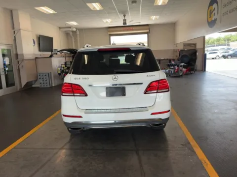 More photos of 2016 Mercedes-Benz GLE 350 at AutoGiant USA Fishers, IN