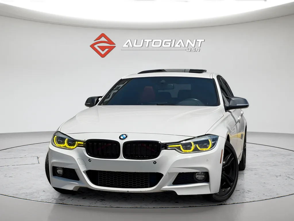 2017 BMW 3 Series 330e iPerformance Sedan's photo