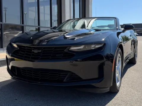 More photos of 2020 Chevrolet Camaro 1LT at AutoGiant USA Fishers, IN