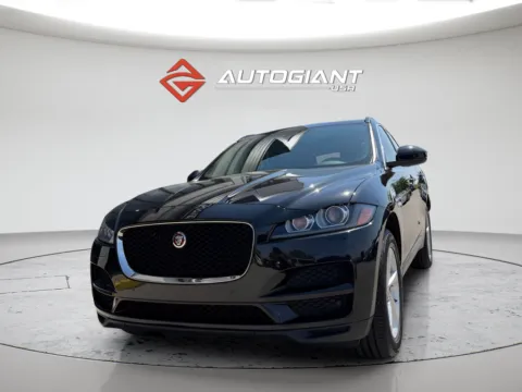 More photos of 2019 Jaguar F-PACE 25t Premium at AutoGiant USA Fishers, IN