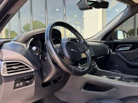 Photos of 2019 Jaguar F-PACE 25t Premium for sale in Fishers, IN at AutoGiant USA Fishers