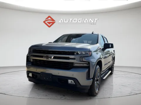 More photos of 2020 Chevrolet Silverado 1500 RST at AutoGiant USA Fishers, IN