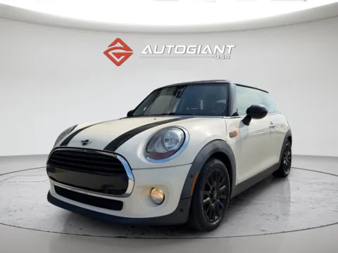 More photos of 2018 MINI Cooper at AutoGiant USA Fishers, IN