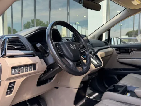 Photos of 2019 Honda Odyssey Elite for sale in Fishers, IN at AutoGiant USA Fishers