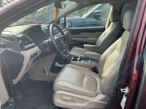 Photos of 2019 Honda Odyssey Elite for sale in Fishers, IN at AutoGiant USA Fishers