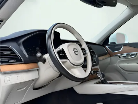 Photos of 2018 Volvo XC90 T6 Inscription for sale in Fishers, IN at AutoGiant USA Fishers
