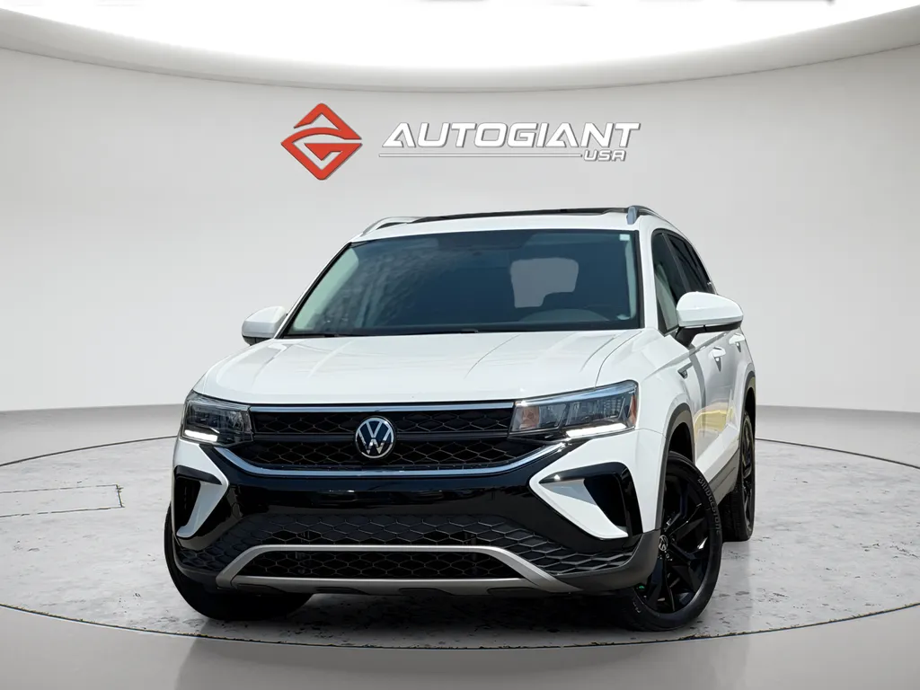 White 2022 Volkswagen Taos 1.5T SE for sale in Fishers, IN