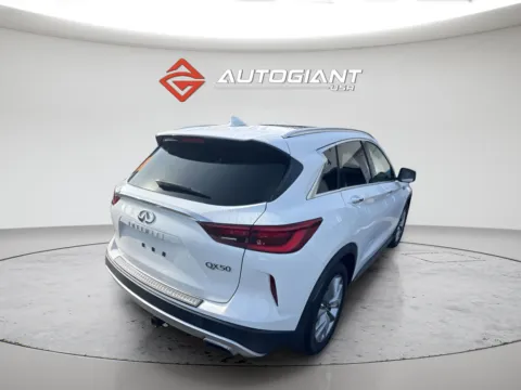 More photos of 2022 INFINITI QX50 LUXE at AutoGiant USA Fishers, IN