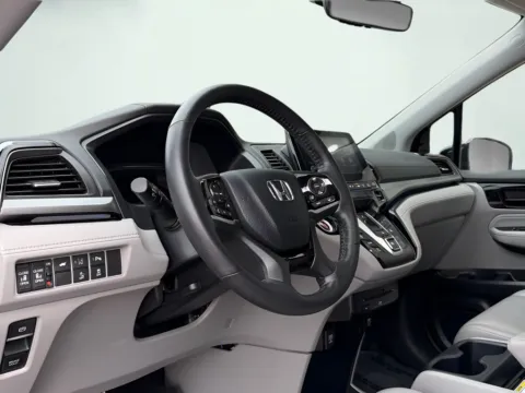 Photos of 2020 Honda Odyssey Elite for sale in Fishers, IN at AutoGiant USA Fishers