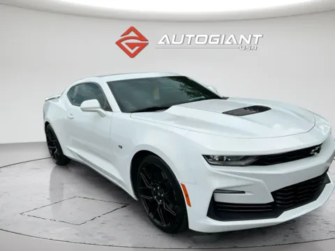 Photos of 2021 Chevrolet Camaro SS for sale in Indianapolis, IN at AutoGiant USA Indianapolis