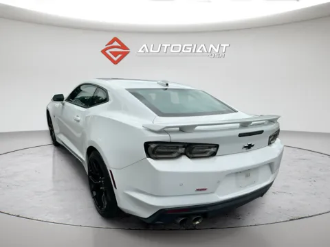 More photos of 2021 Chevrolet Camaro SS at AutoGiant USA Indianapolis, IN