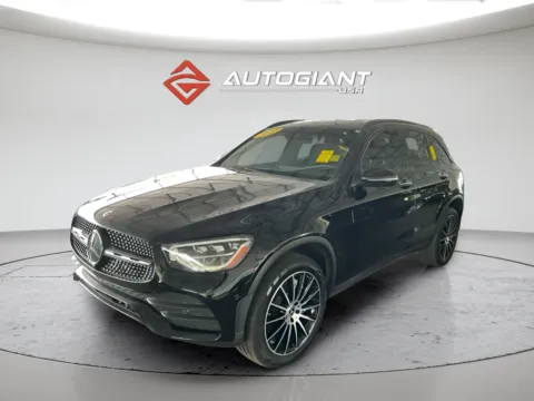 Black 2022 Mercedes-Benz GLC 300 for sale in Indianapolis, IN