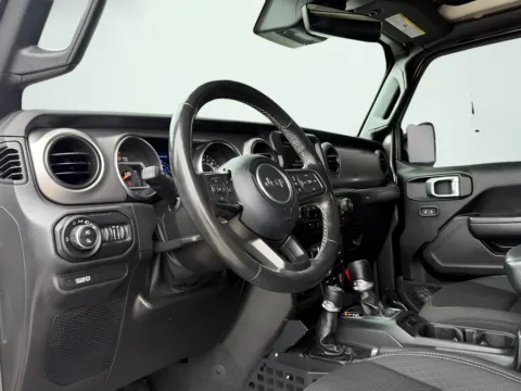 Photos of 2021 Jeep Gladiator 80th Anniversary for sale in Fishers, IN at AutoGiant USA Fishers