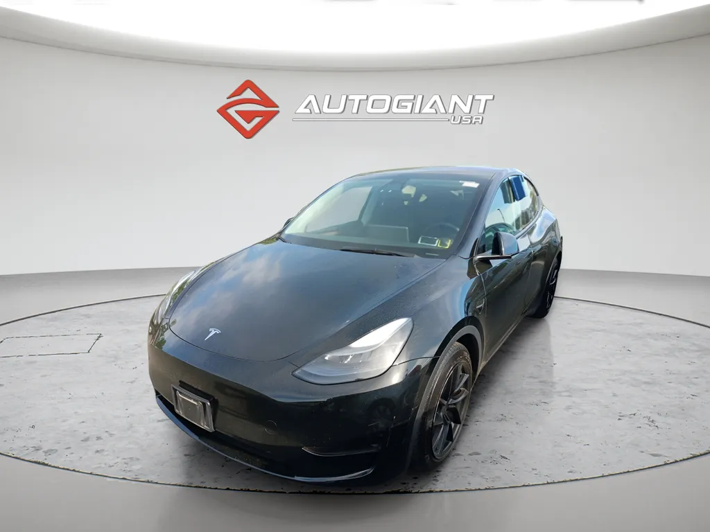 Black 2023 Tesla Model Y Performance for sale in Fishers, IN
